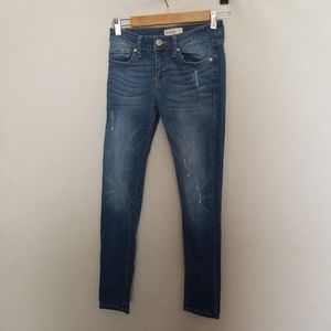 Junior's Insider Skinny Jeans Size 3. Condition is